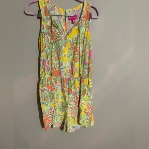 Lilly Pulitzer yellow print romper size medium